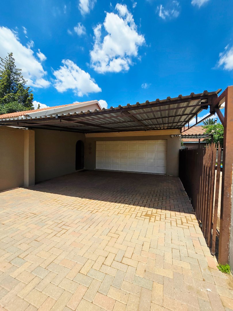 3 Bedroom Property for Sale in Songloed North West